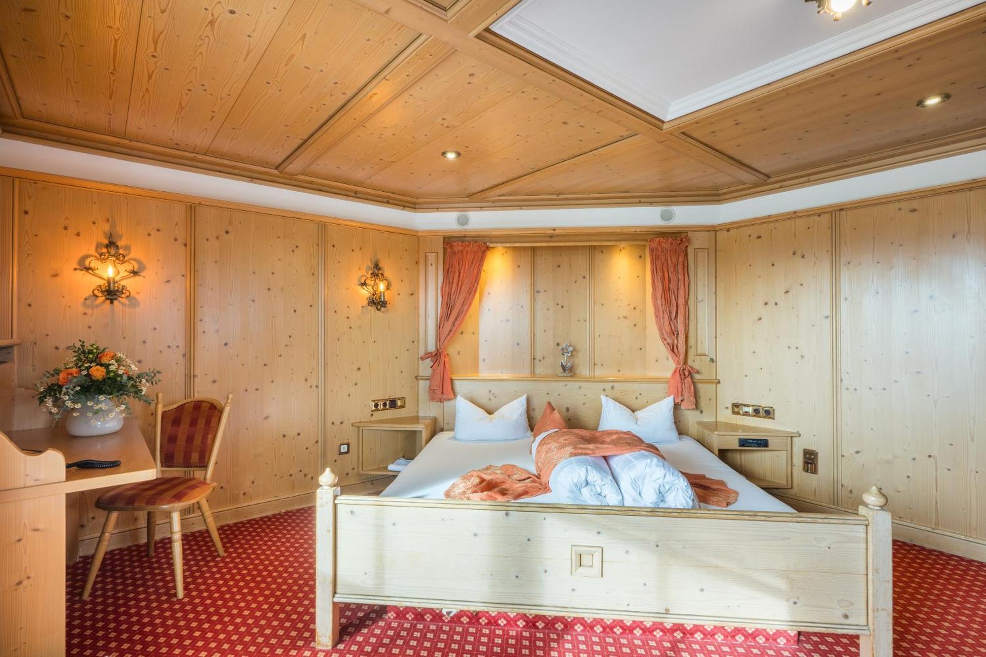 Landhotel Gockelwirt Айзенберг Екстериор снимка