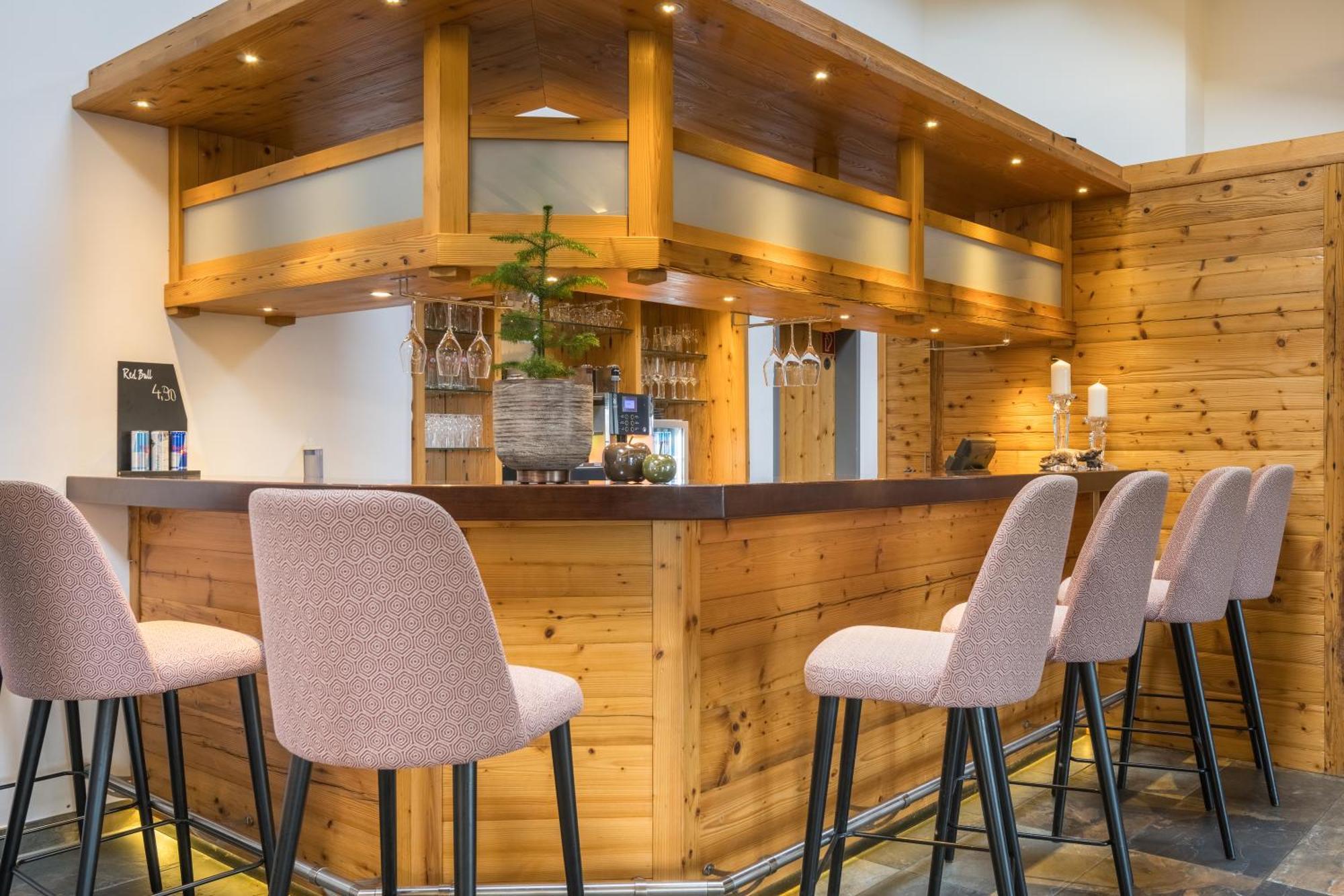Landhotel Gockelwirt Айзенберг Екстериор снимка
