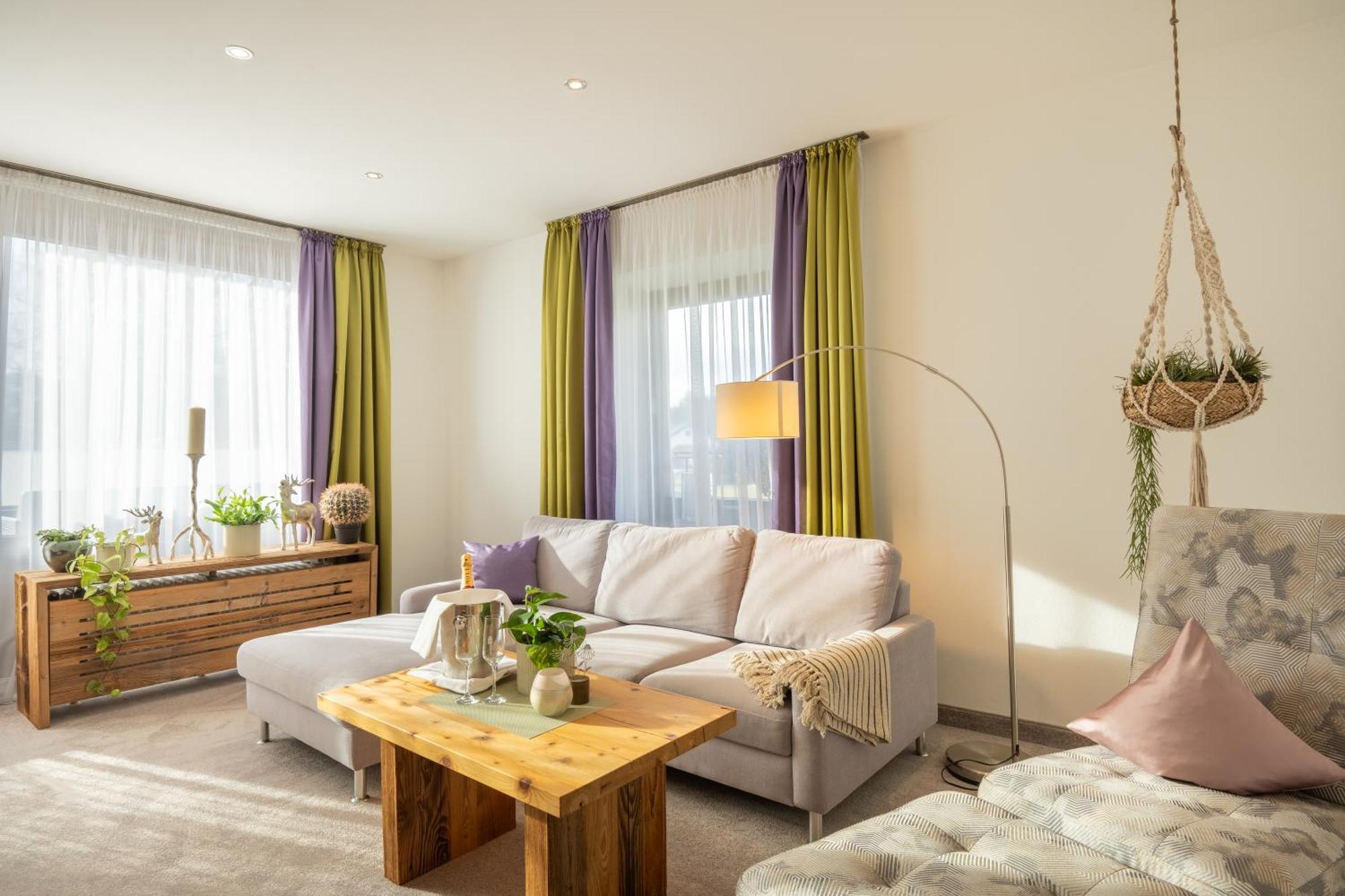 Landhotel Gockelwirt Айзенберг Екстериор снимка